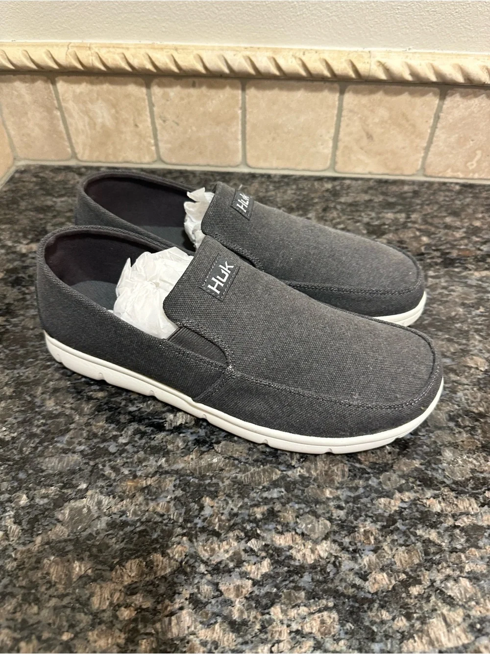 HUK Men’s Classic Brewster Slip-on Wet Traction Fishing & Deck Shoes